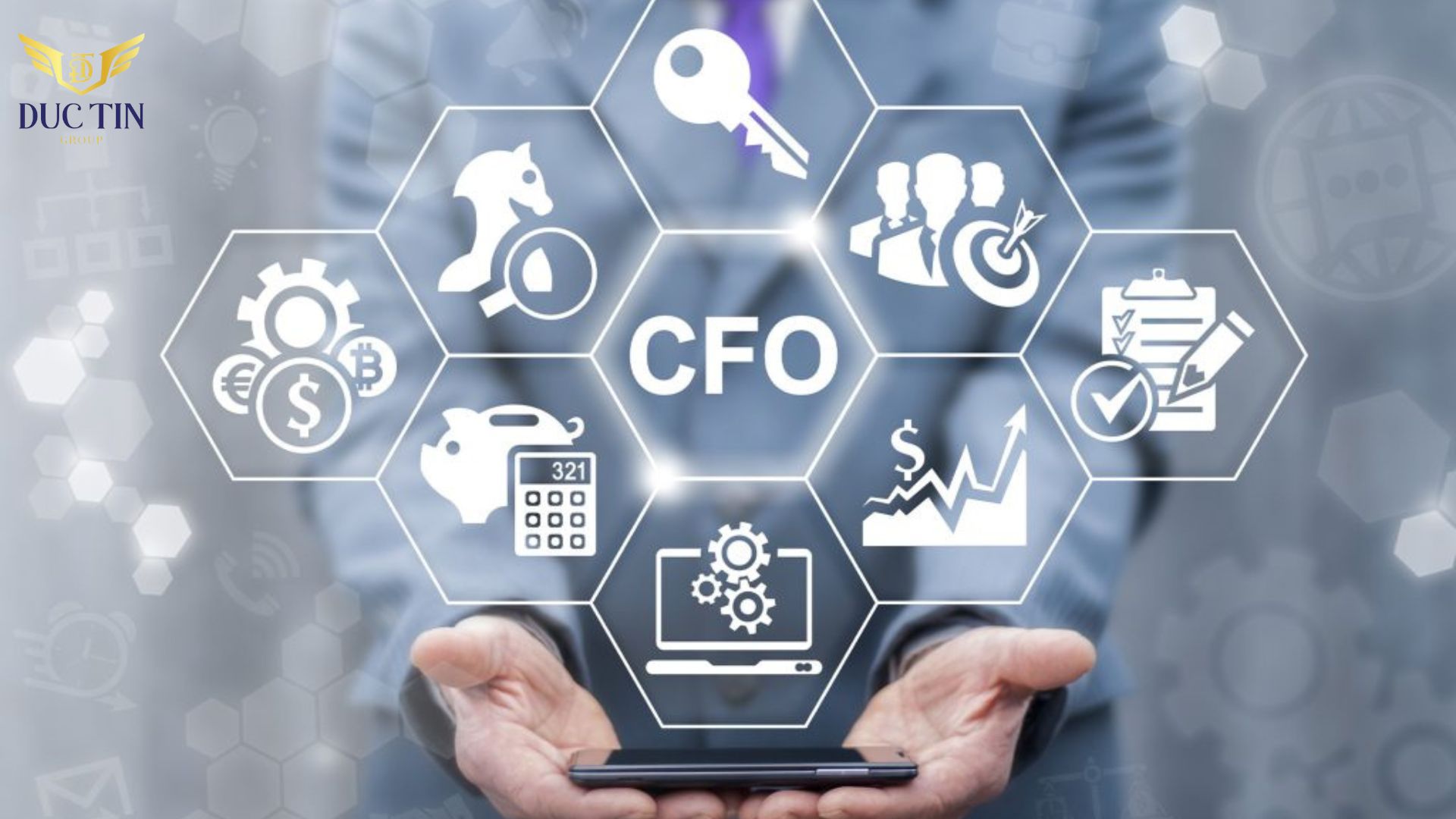 CFO là gì - giám đốc quản lý tài chính cho doanh nghiệp